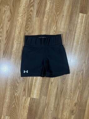 Under Armour Women's HeatGear Compression Athletic Shorts